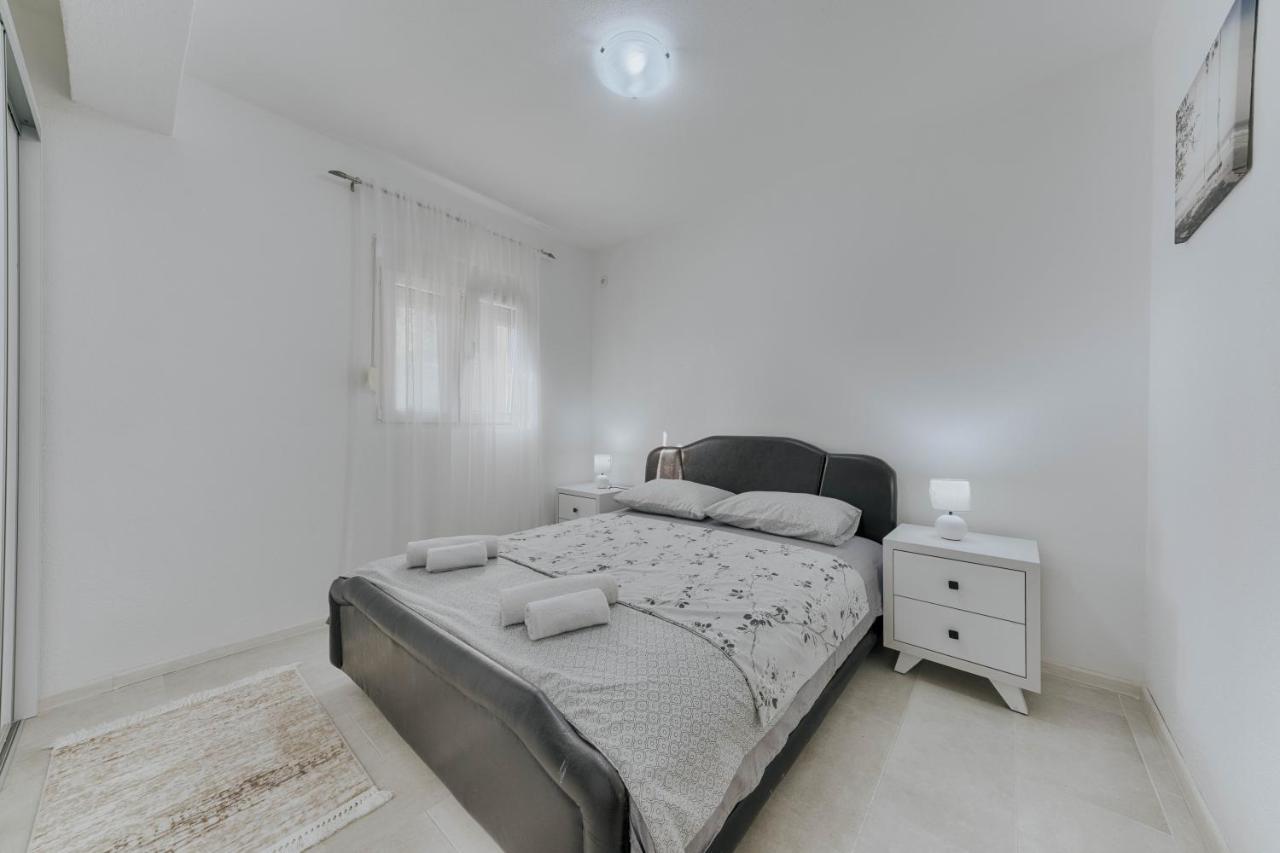 Apartmani Vittoria Bar Εξωτερικό φωτογραφία