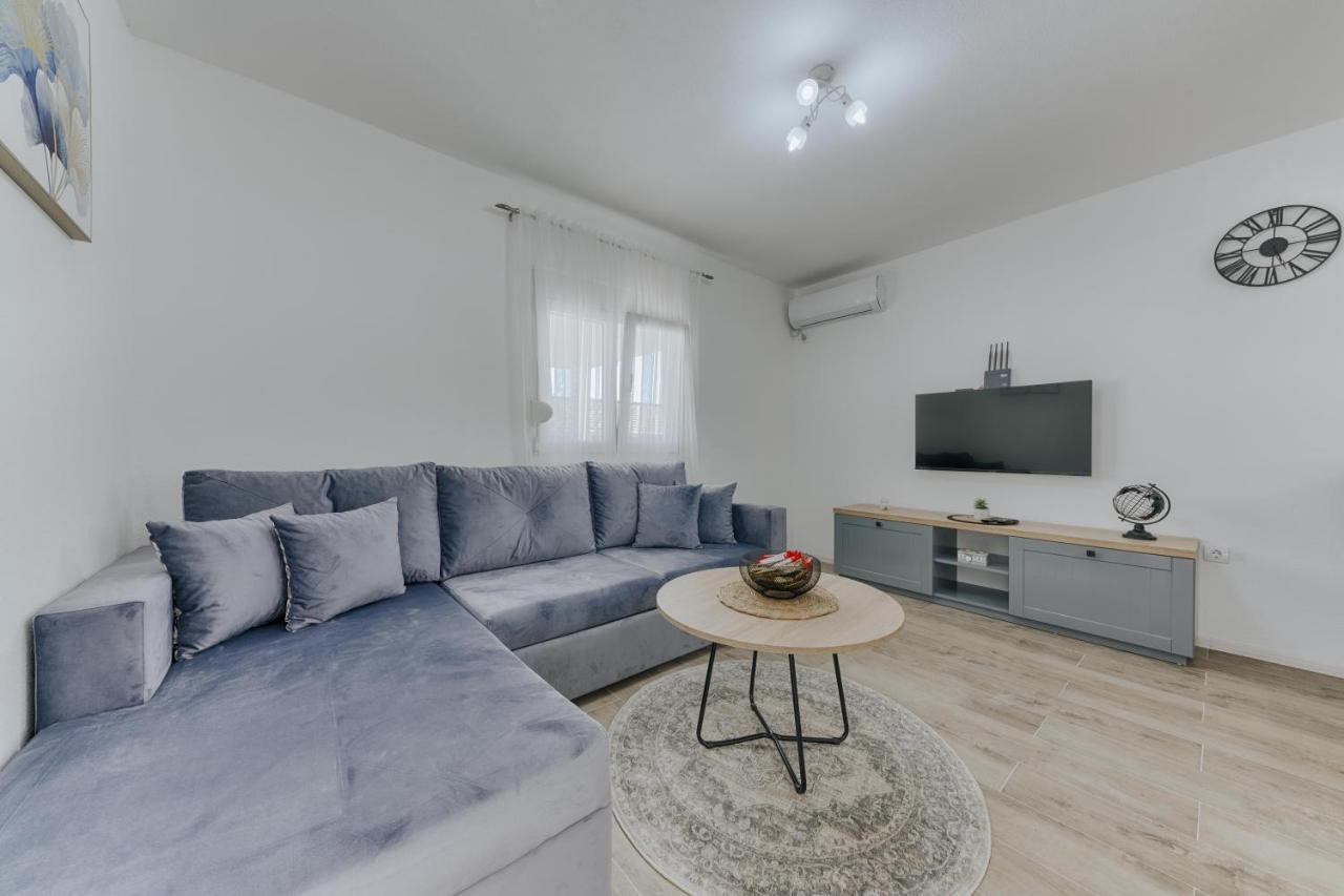 Apartmani Vittoria Bar Εξωτερικό φωτογραφία