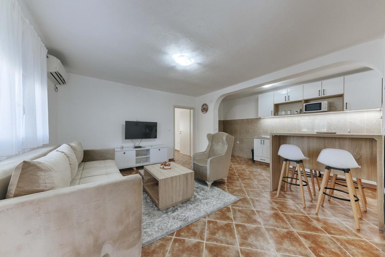 Apartmani Vittoria Bar Εξωτερικό φωτογραφία